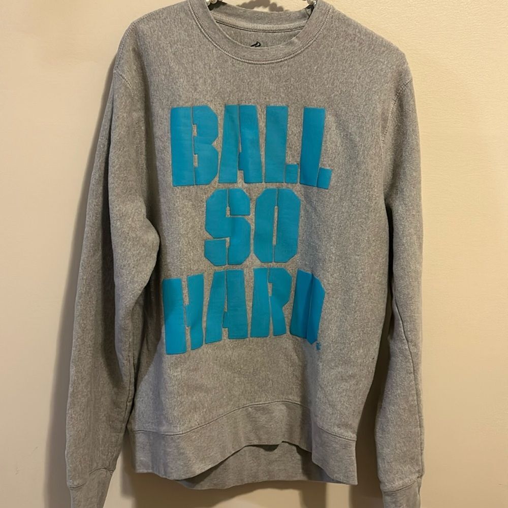 Rocawear “Ball So Hard” Gray Sweatshirt Size Large – Iconic 2011 Drop